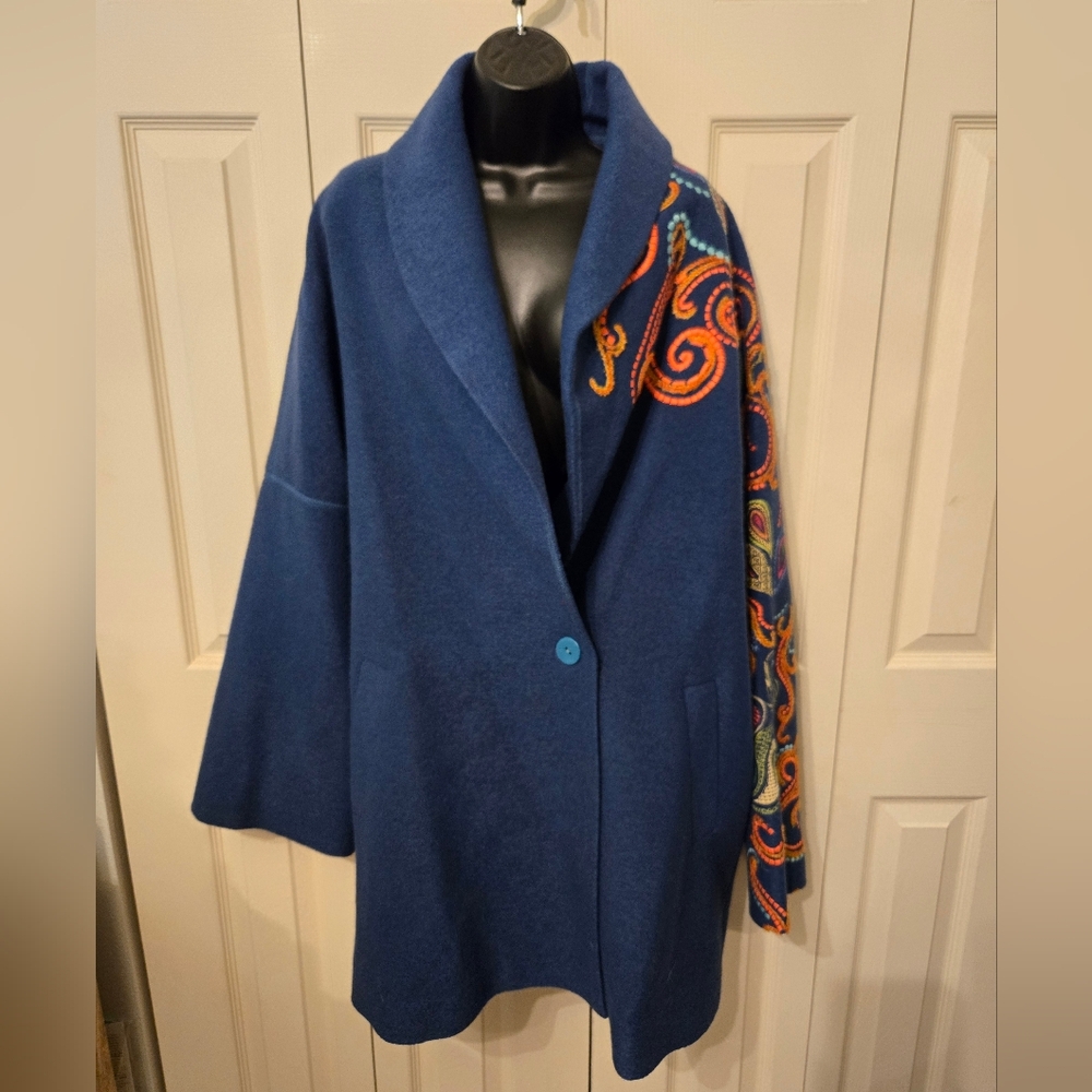 IVKO Woman Coat Size 44/46, oversize fit, XL